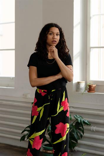 Portrait photo of Tina Reden.